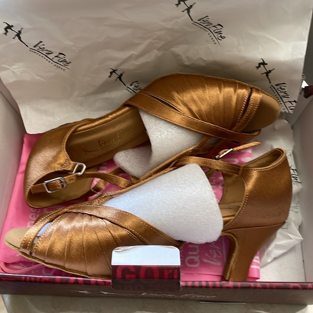 Very Fine Dance Women's Tan Brown Satin Latin Ballroom Salsa 2.5 heal size 6.5 - Picture 6 of 6